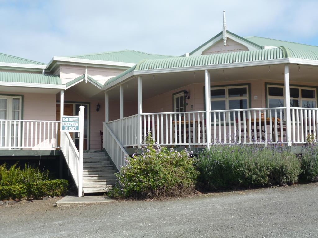 Matakohe House Bed & Breakfast Exterior photo